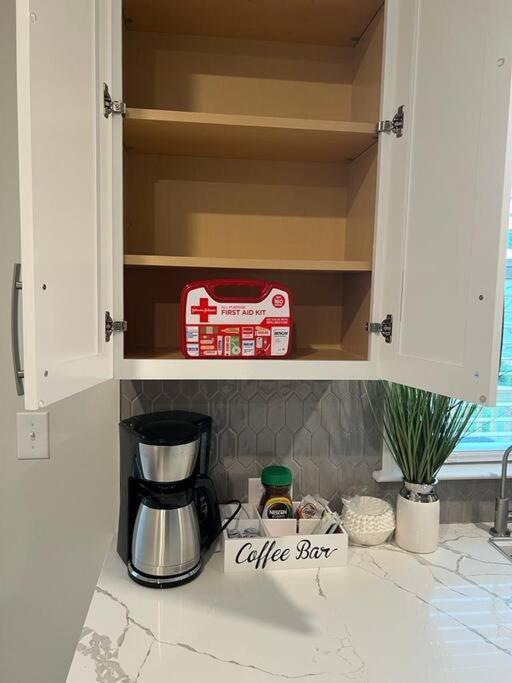New Spacious 3 Bedroom Suite Garage Parking Free Wi-Fi Office Space And Patio View Duluth Luaran gambar