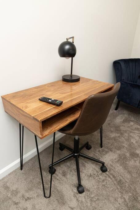 New Spacious 3 Bedroom Suite Garage Parking Free Wi-Fi Office Space And Patio View Duluth Luaran gambar
